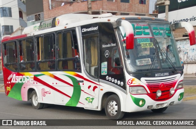 Turismo Ascope 6 na cidade de Trujillo, Trujillo, La Libertad, Peru, por MIGUEL ANGEL CEDRON RAMIREZ. Número da foto: #12010168.