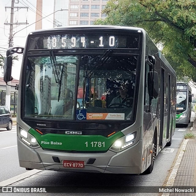 Viação Santa Brígida 1 1781 na cidade de São Paulo, São Paulo, Brasil, por Michel Nowacki. Número da foto: #12012203.