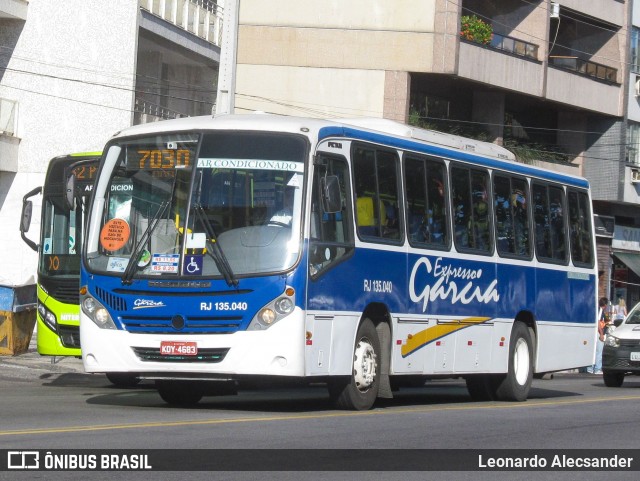 Expresso Garcia RJ 135.040 na cidade de Niterói, Rio de Janeiro, Brasil, por Leonardo Alecsander. ID da foto: 12011307.