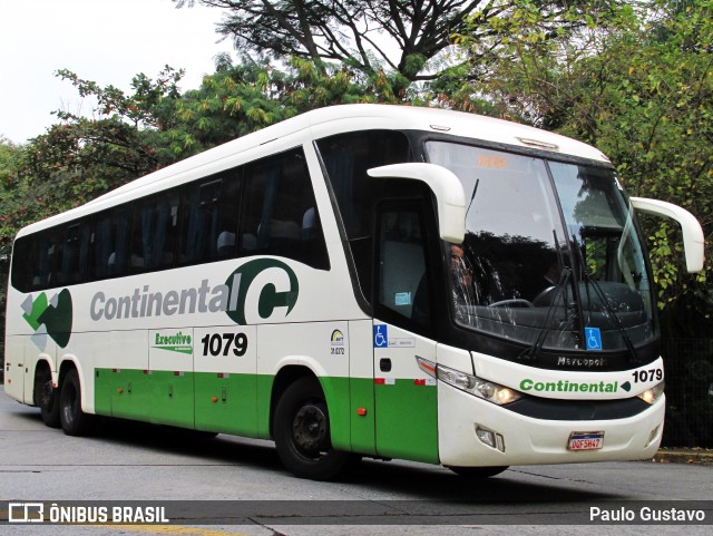 Viação Continental de Transportes 1079 na cidade de São Paulo, São Paulo, Brasil, por Paulo Gustavo. ID da foto: 12012863.