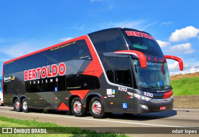 Bertoldo Turismo e Excursões 9292 na cidade de Caçapava, São Paulo, Brasil, por odair lopes. Número da foto: #12015187.