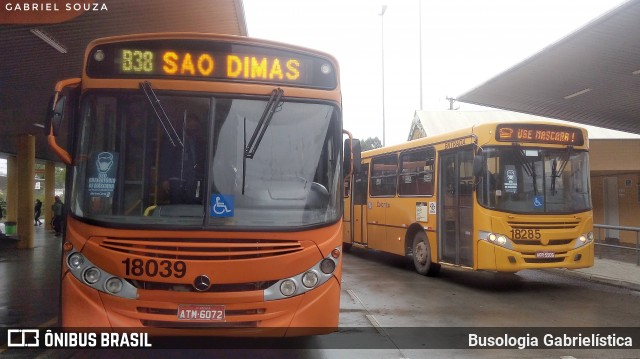 Viação Santo Ângelo 18039 na cidade de Colombo, Paraná, Brasil, por Busologia Gabrielística. Número da foto: #12013230.