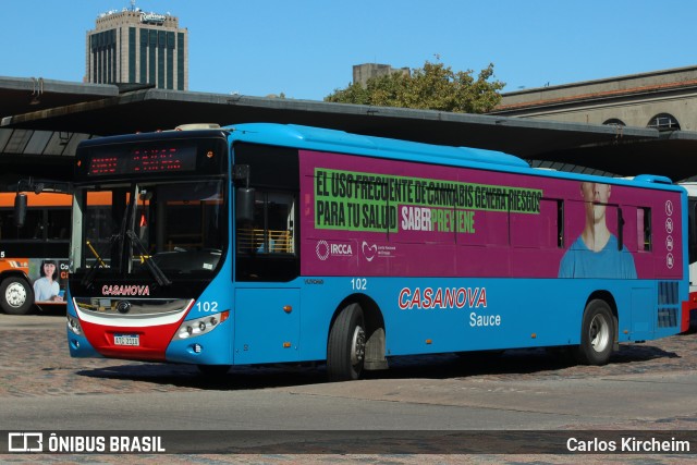 Casanova 102 na cidade de Montevideo, Montevideo, Uruguai, por Carlos Kircheim. Número da foto: #12019940.