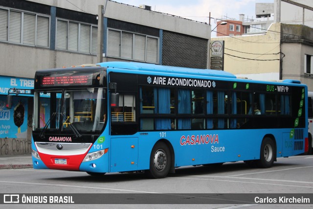 Casanova 101 na cidade de Montevideo, Montevideo, Uruguai, por Carlos Kircheim. ID da foto: 12019938.