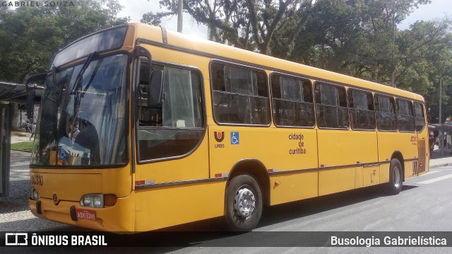 Expresso Azul JC310 na cidade de Curitiba, Paraná, Brasil, por Busologia Gabrielística. Número da foto: #12020985.