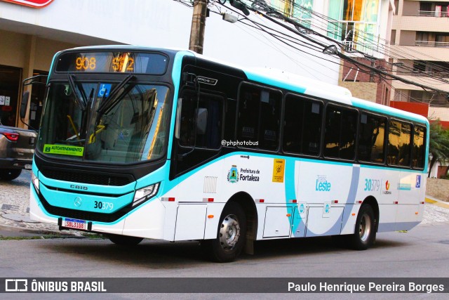 Via Urbana 30379 na cidade de Fortaleza, Ceará, Brasil, por Paulo Henrique Pereira Borges. Número da foto: #12024690.