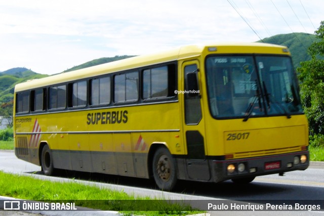 Viação Itapemirim 25017 na cidade de Barra do Piraí, Rio de Janeiro, Brasil, por Paulo Henrique Pereira Borges. Número da foto: #12024652.