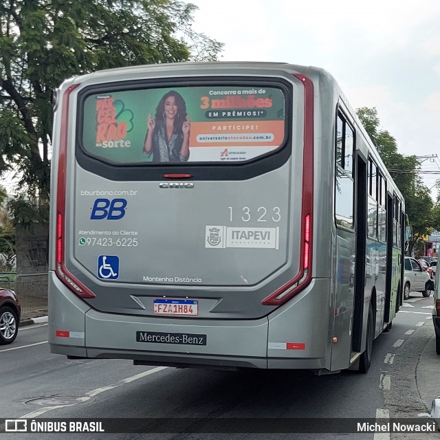 BB Transportes e Turismo 1323 na cidade de Itapevi, São Paulo, Brasil, por Michel Nowacki. Número da foto: #12025898.