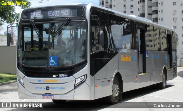 HP Transportes Coletivos 20999 na cidade de Goiânia, Goiás, Brasil, por Carlos Júnior. ID da foto: 12025578.