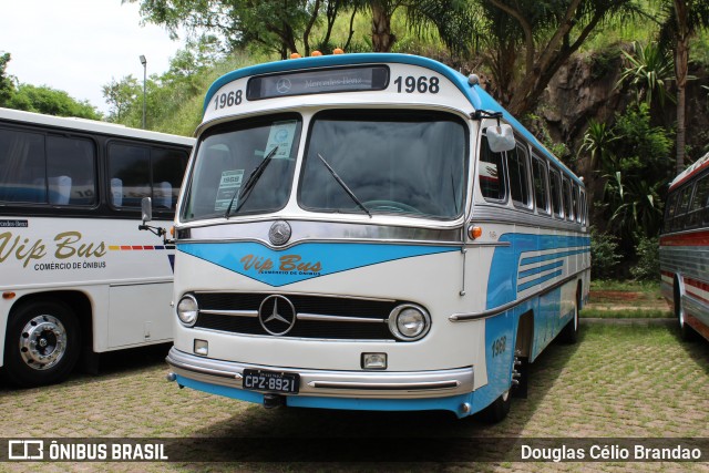 Vip Bus Comércio de Ônibus 1968 na cidade de Campinas, São Paulo, Brasil, por Douglas Célio Brandao. Número da foto: #12027408.
