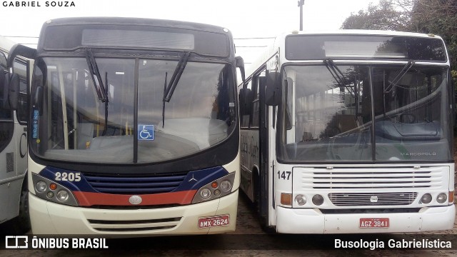 Viação Santana Iapó 2205 na cidade de Castro, Paraná, Brasil, por Busologia Gabrielística. ID da foto: 12027745.