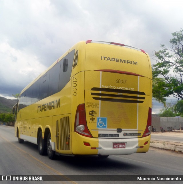 Viação Itapemirim 60017 na cidade de Itaobim, Minas Gerais, Brasil, por Maurício Nascimento. Número da foto: #12025421.