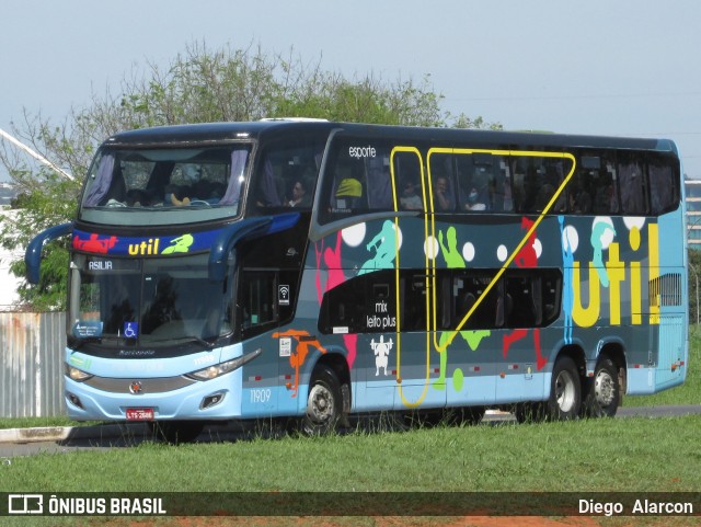 UTIL - União Transporte Interestadual de Luxo 11909 na cidade de Brasília, Distrito Federal, Brasil, por Diego Alarcon. Número da foto: #12029270.