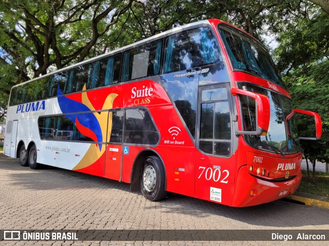 Pluma Conforto e Turismo 7002 na cidade de São Paulo, São Paulo, Brasil, por Diego Alarcon. ID da foto: 12029166.