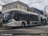 Via Sudeste Transportes S.A. 5 2115 na cidade de São Paulo, São Paulo, Brasil, por Pedro Castro. Número da foto: #:id.
