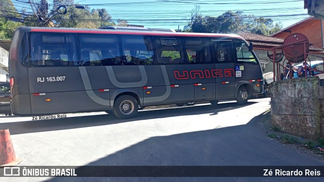 Transportes Única Petrópolis RJ 163.007 na cidade de Petrópolis, Rio de Janeiro, Brasil, por Zé Ricardo Reis. Número da foto: #12031443.