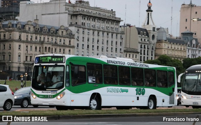 MOQSA - Micro Ómnibus Quilmes 241 na cidade de Ciudad Autónoma de Buenos Aires, Argentina, por Francisco Ivano. ID da foto: 12033501.