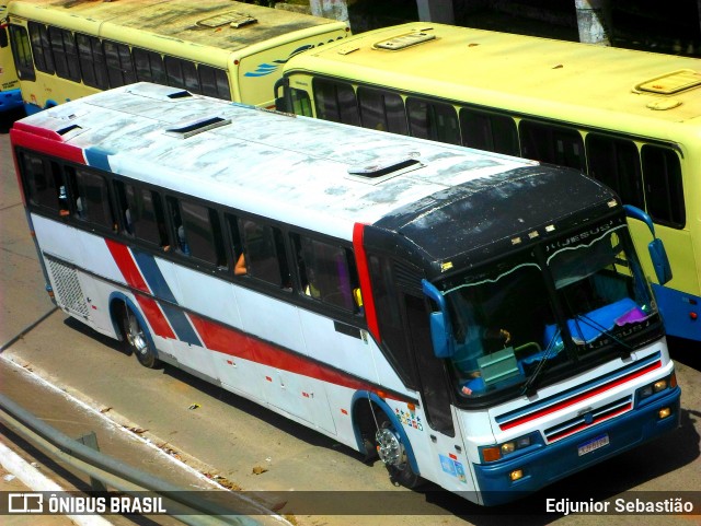 Ônibus Particulares 0829 na cidade de Paudalho, Pernambuco, Brasil, por Edjunior Sebastião. Número da foto: #11989328.