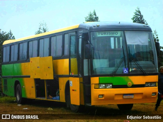Ônibus Particulares 8127 na cidade de Paudalho, Pernambuco, Brasil, por Edjunior Sebastião. Número da foto: #11990322.