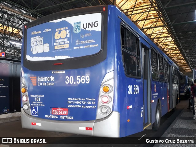 Empresa de Ônibus Vila Galvão 30.569 na cidade de São Paulo, São Paulo, Brasil, por Gustavo Cruz Bezerra. ID da foto: 12035591.