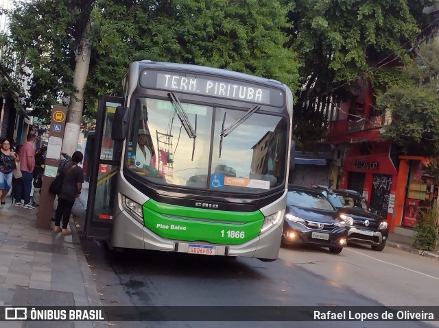 Viação Santa Brígida 1 1866 na cidade de São Paulo, São Paulo, Brasil, por Rafael Lopes de Oliveira. ID da foto: 12034947.