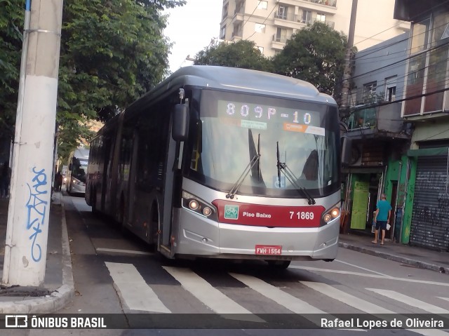 Viação Campo Belo 7 1869 na cidade de São Paulo, São Paulo, Brasil, por Rafael Lopes de Oliveira. Número da foto: #12039865.