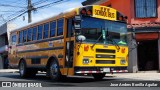 Autobuses sin identificación - Costa Rica 00 na cidade de Paraíso, Paraíso, Cartago, Costa Rica, por Jose Andres Bonilla Aguilar. Número da foto: #:id.