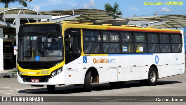 HP Transportes Coletivos 20037 na cidade de Goiânia, Goiás, Brasil, por Carlos Júnior. Número da foto: #12043969.
