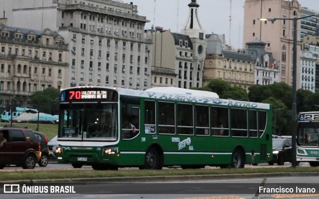 Transportes 270 122 na cidade de Ciudad Autónoma de Buenos Aires, Argentina, por Francisco Ivano. Número da foto: #12045413.