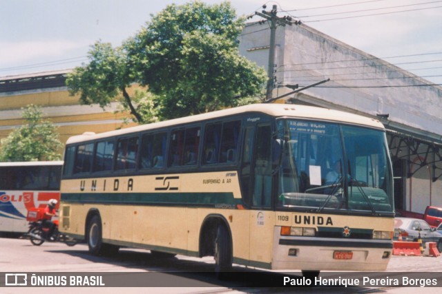 Empresa Unida Mansur e Filhos 1109 na cidade de Rio de Janeiro, Rio de Janeiro, Brasil, por Paulo Henrique Pereira Borges. ID da foto: 12044858.