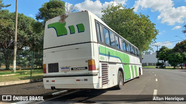 Ônibus Particulares 4004 na cidade de Paulínia, São Paulo, Brasil, por Allan Henrique. ID da foto: 12046737.