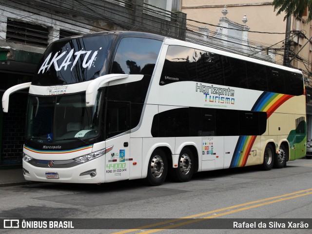 Horizonte Turismo 44000 na cidade de Petrópolis, Rio de Janeiro, Brasil, por Rafael da Silva Xarão. Número da foto: #12047074.
