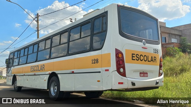 Rápido Sumaré 128 na cidade de Paulínia, São Paulo, Brasil, por Allan Henrique. ID da foto: 12046708.