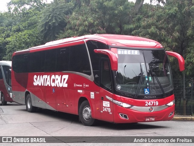 Viação Santa Cruz 24719 na cidade de São Paulo, São Paulo, Brasil, por André Lourenço de Freitas. ID da foto: 12049075.