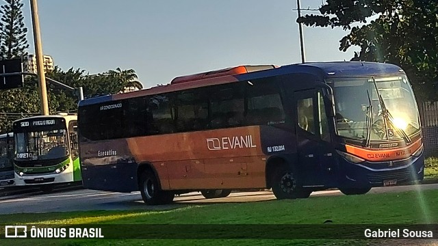 Evanil Transportes e Turismo RJ 132.034 na cidade de Rio de Janeiro, Rio de Janeiro, Brasil, por Gabriel Sousa. ID da foto: 12049878.