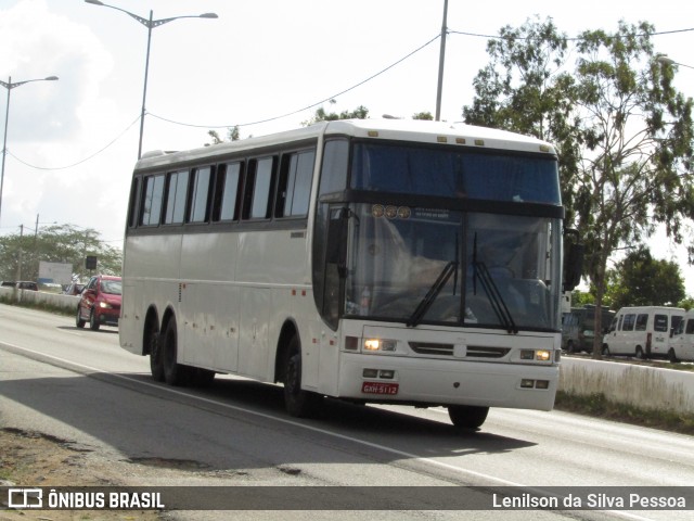 Ônibus Particulares 5112 na cidade de Caruaru, Pernambuco, Brasil, por Lenilson da Silva Pessoa. ID da foto: 12052154.