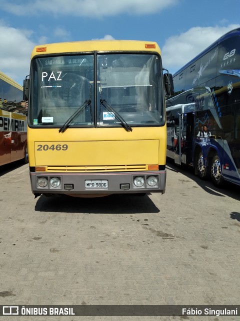 Ônibus Particulares 20469 na cidade de Juiz de Fora, Minas Gerais, Brasil, por Fábio Singulani. ID da foto: 12050925.