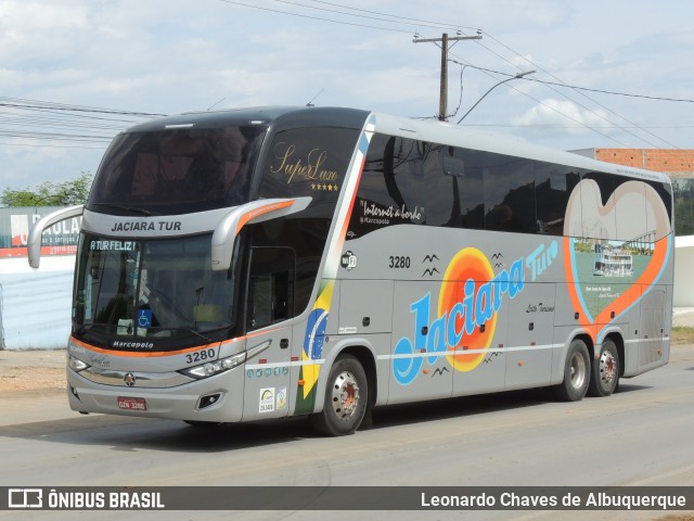 Jaciara Tur 3280 na cidade de Santa Maria da Vitória, Bahia, Brasil, por Leonardo Chaves de Albuquerque. ID da foto: 12054280.