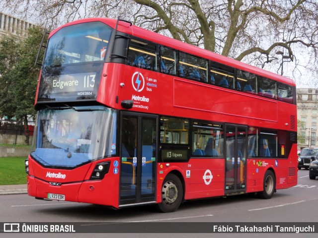 Metroline WDE2804 na cidade de London, Greater London, Inglaterra, por Fábio Takahashi Tanniguchi. Número da foto: #12056929.