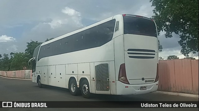 Ônibus Particulares 9942 na cidade de Brasília, Distrito Federal, Brasil, por Udiston Teles de Oliveira. Número da foto: #12056420.