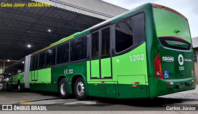 Metrobus 1202 na cidade de Goiânia, Goiás, Brasil, por Carlos Júnior. Número da foto: #12056564.
