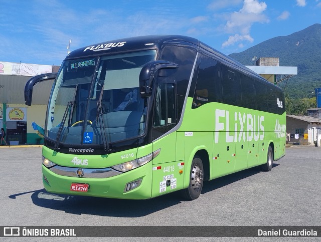 Alexandre Turismo 1080 na cidade de Garuva, Santa Catarina, Brasil, por Daniel Guardiola. Número da foto: #12057015.