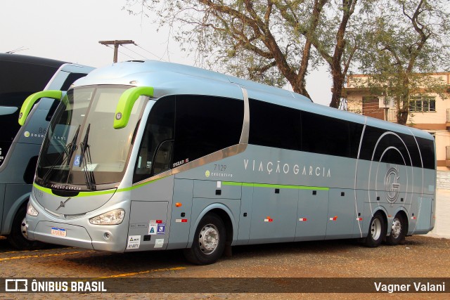 Viação Garcia 7129 na cidade de Foz do Iguaçu, Paraná, Brasil, por Vagner Valani. Número da foto: #12060089.