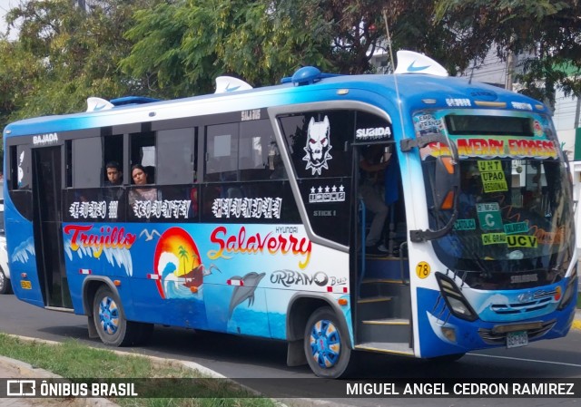 Empresa de Transportes Salaverry Express 78 na cidade de Trujillo, Trujillo, La Libertad, Peru, por MIGUEL ANGEL CEDRON RAMIREZ. Número da foto: #12058627.