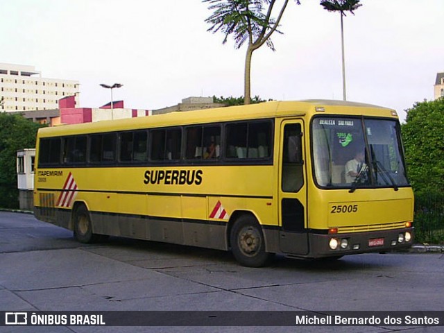 Viação Itapemirim 25005 na cidade de São Paulo, São Paulo, Brasil, por Michell Bernardo dos Santos. Número da foto: #11991803.