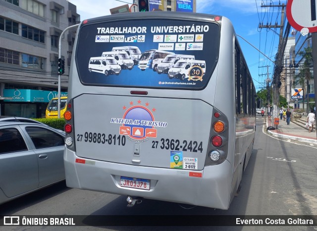 Katedral Turismo JRO1J78 na cidade de Vitória, Espírito Santo, Brasil, por Everton Costa Goltara. Número da foto: #11990851.