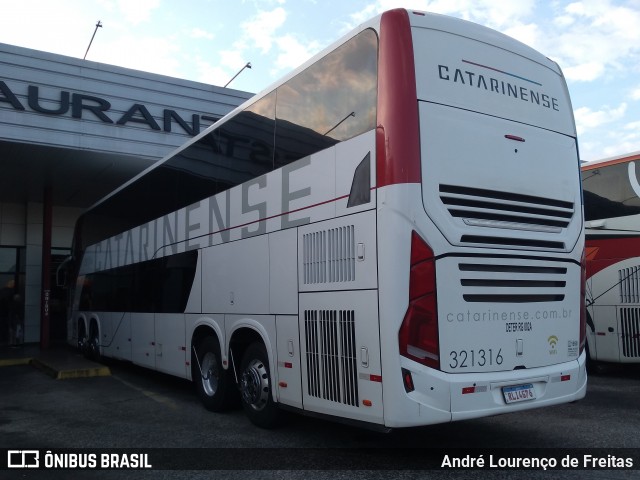 Auto Viação Catarinense 321316 na cidade de Sombrio, Santa Catarina, Brasil, por André Lourenço de Freitas. ID da foto: 11992058.