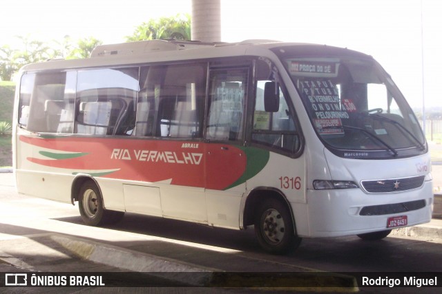 Viação Rio Vermelho 1316 na cidade de Salvador, Bahia, Brasil, por Rodrigo Miguel. Número da foto: #12061928.