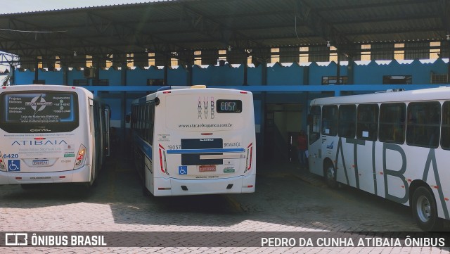 Auto Viação Bragança 19057 na cidade de Atibaia, São Paulo, Brasil, por PEDRO DA CUNHA ATIBAIA ÔNIBUS. Número da foto: #12061058.