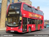 Abellio London Bus Company 2613 na cidade de London, Greater London, Inglaterra, por Fábio Takahashi Tanniguchi. Número da foto: #:id.